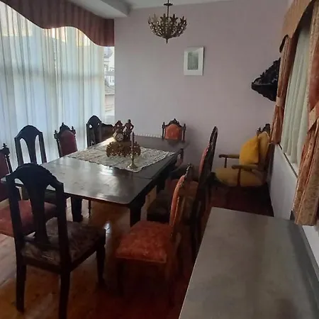 El Bordon De La Casa Batallon Alojamento de Acomodação e Pequeno-almoço Sarria