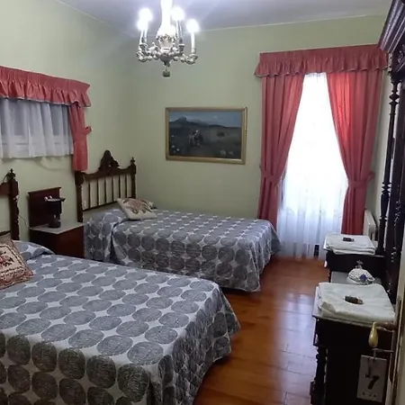 El Bordon De La Casa Batallon Sarria