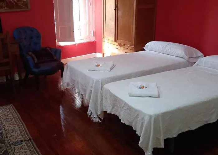 El Bordon De La Casa Batallon Bed and Breakfast 3*