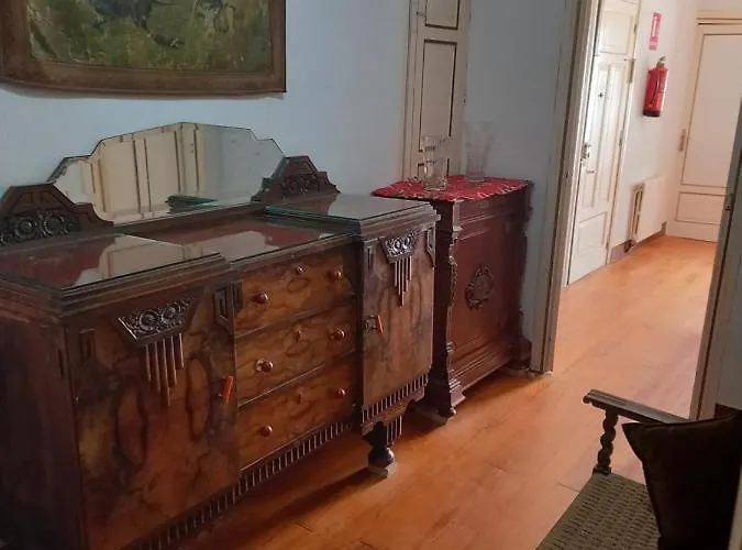 El Bordon De La Casa Batallon Sarria